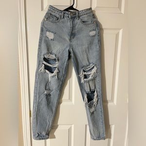 PrettyLittleThing Light Wash Mom Jeans